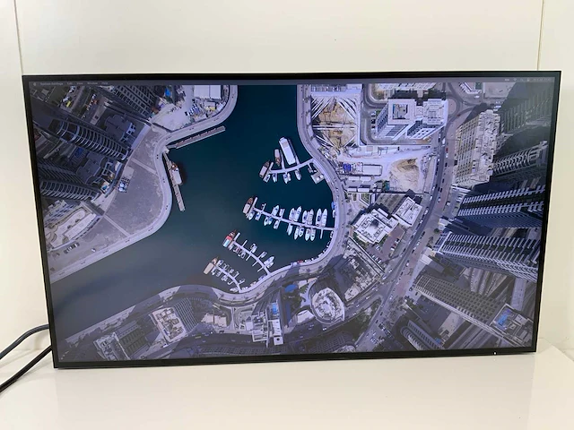 Hp (z27u - g3) 27”, 2560x1440 (qhd) ips monitor - afbeelding 1 van  7