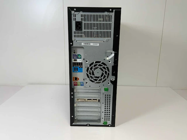 Hp z420, xeon(r) e5-1620, 8 gb ram, 120 gb sdd, nvidia quadro 2000 1 gb workstations (2x) - afbeelding 3 van  12