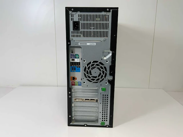 Hp z420, xeon(r) e5-1620, 8 gb ram, 120 gb sdd, nvidia quadro 2000 1 gb workstations (2x) - afbeelding 9 van  12