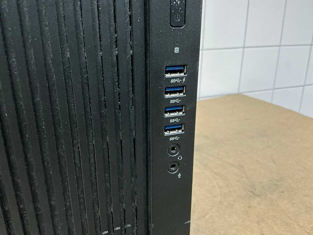 Hp z440 - e5-1620 v3 desktop - afbeelding 4 van  6