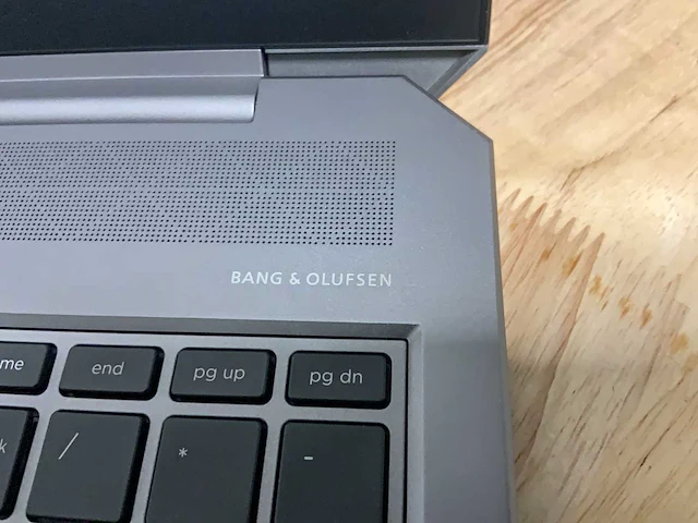 Hp zbook 15 g6 (i9 gen9) laptop - afbeelding 6 van  8