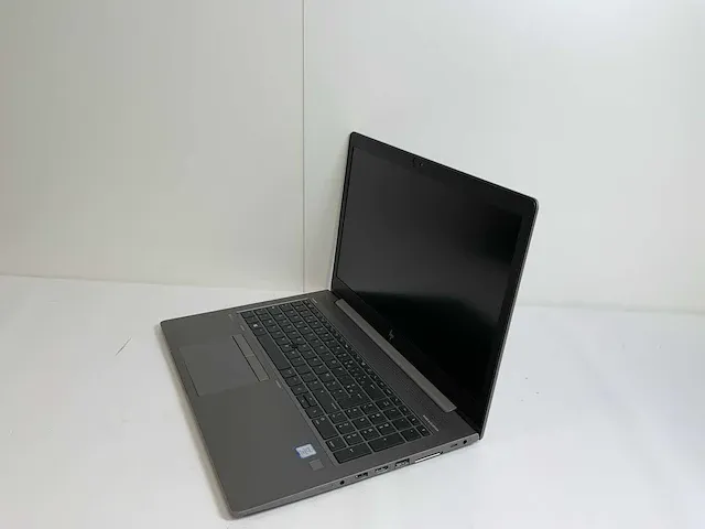 Hp zbook 15u g5 15.6", core(tm) i7 8th gen, 32 gb ram, 512 gb nvme amd radeon pro wx 3100 2 gb mobile workstation - afbeelding 3 van  6