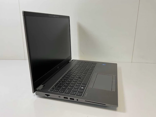 Hp zbook fury g8 15.5”, core(tm) i7 11th gen, 32 gb ram, 512 gb nvme, nvidia t1200 laptop 4 gb mobile workstation - afbeelding 2 van  8
