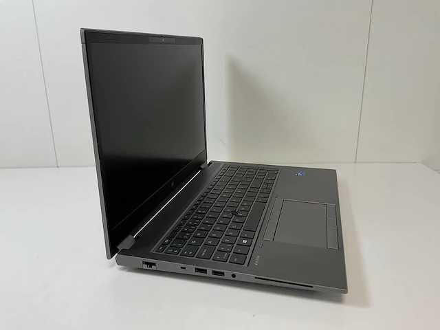 Hp zbook fury g8 15.5”, core(tm) i7 11th gen, 32 gb ram, 512 gb nvme, nvidia t1200 laptop 4 gb mobile workstation - afbeelding 2 van  8