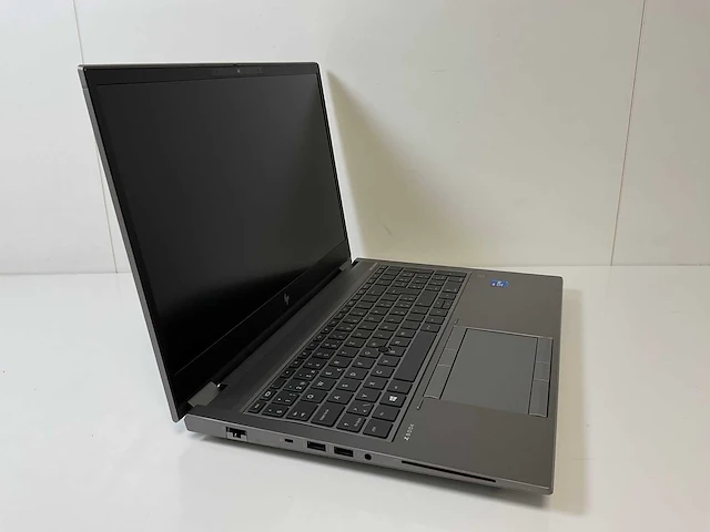 Hp zbook fury g8 15.5”, core(tm) i7 11th gen, 32 gb ram, 512 gb nvme, nvidia t1200 laptop 4 gb mobile workstation - afbeelding 2 van  8