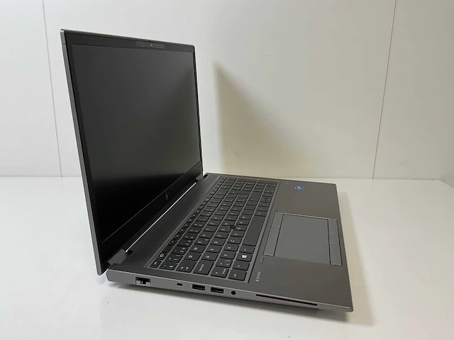 Hp zbook fury g8 15.5”, core(tm) i7 11th gen, 32 gb ram, 512 gb nvme, nvidia t1200 laptop 4 gb mobile workstation - afbeelding 2 van  8