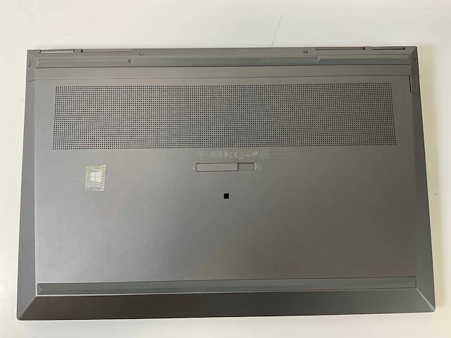 Hp zbook fury g8 15.5”, core(tm) i7 11th gen, 32 gb ram, no hdd, nvidia t1200 laptop 4 gb mobile workstation - afbeelding 6 van  8