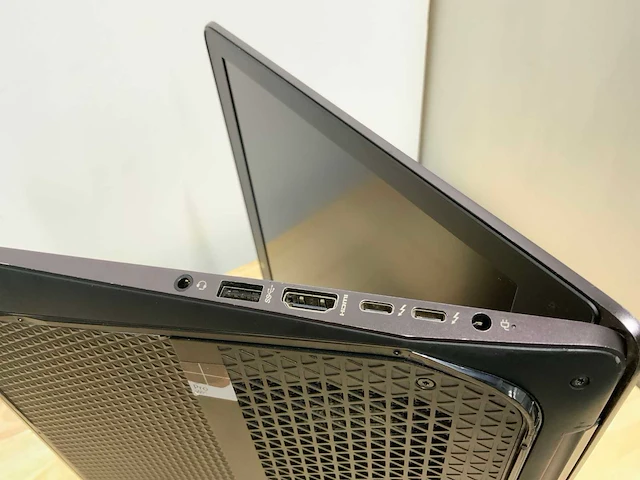Hp zbook studio g3 laptop - afbeelding 7 van  8