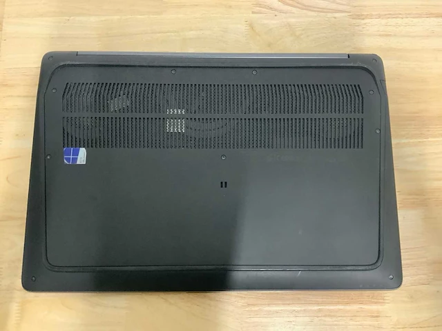 Hp zbook studio g3(i7) laptop - afbeelding 8 van  8