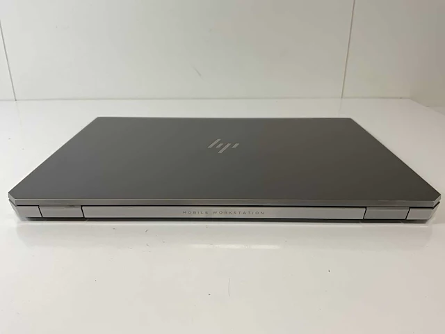 Hp zbook studio g5 15.5”, core(tm) i7 8th gen, 32 gb ram, 1 tb nvme, nvidia quadro p1000 4 gb mobile workstation - afbeelding 8 van  8