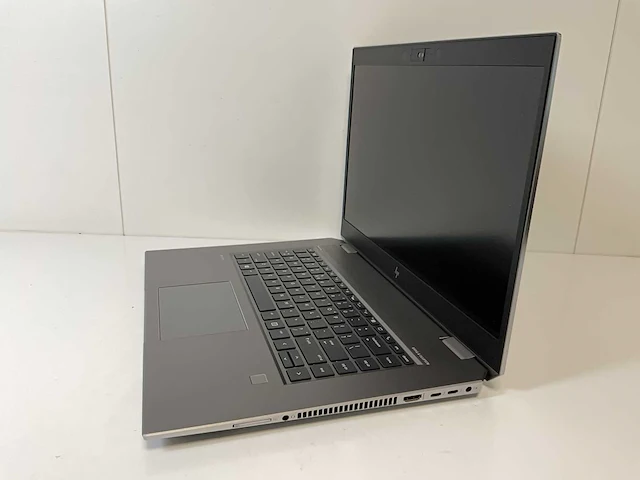 Hp zbook studio g5 15.5”, core(tm) i7 8th gen, 32 gb ram, 1 tb nvme, nvidia quadro p1000 4 gb mobile workstation - afbeelding 3 van  8