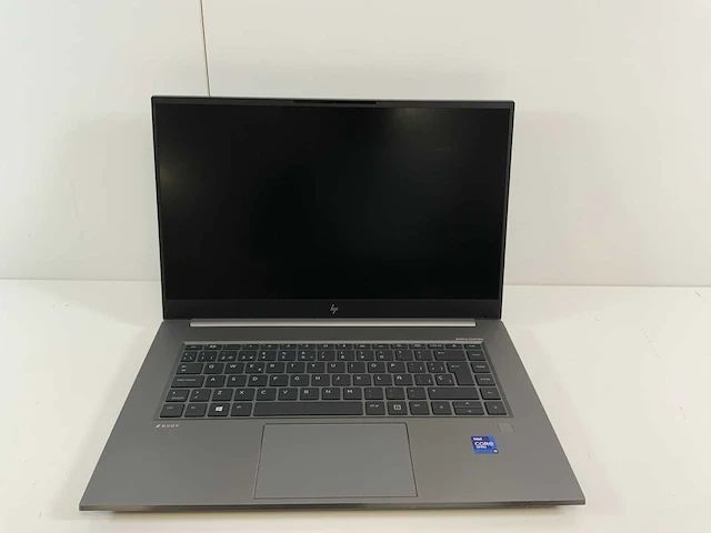 Hp zbook studio g8 15.6", core(tm) i9 11th gen, 32 gb ram, 1 tb nvme, nvidia geforce rtx 3080 16 gb mobile workstation - afbeelding 1 van  7