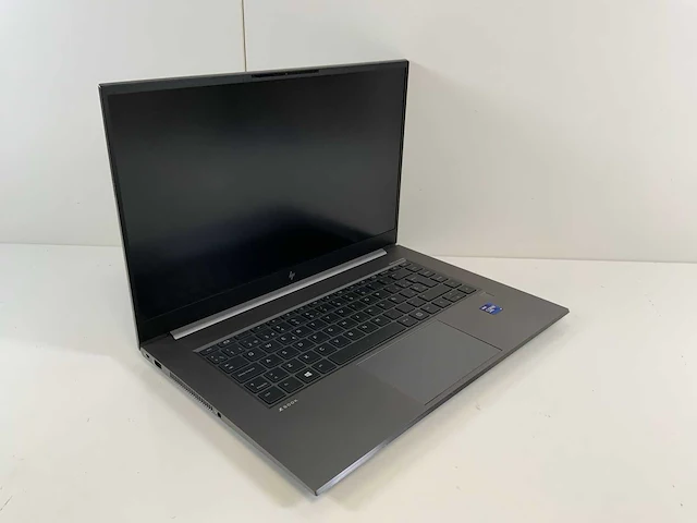 Hp zbook studio g8 15.6", core(tm) i9 11th gen, 32 gb ram, 1 tb nvme, nvidia geforce rtx 3080 16 gb mobile workstation - afbeelding 2 van  7
