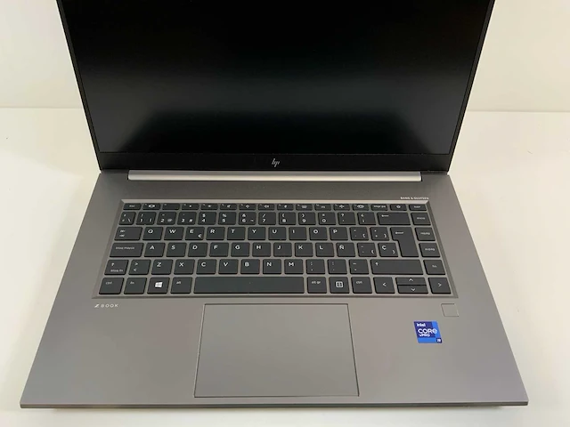 Hp zbook studio g8 15.6", core(tm) i9 11th gen, 32 gb ram, 1 tb nvme, nvidia geforce rtx 3080 16 gb mobile workstation - afbeelding 4 van  7