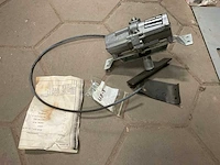 Hp200 ruitenwisser motor - afbeelding 1 van  4