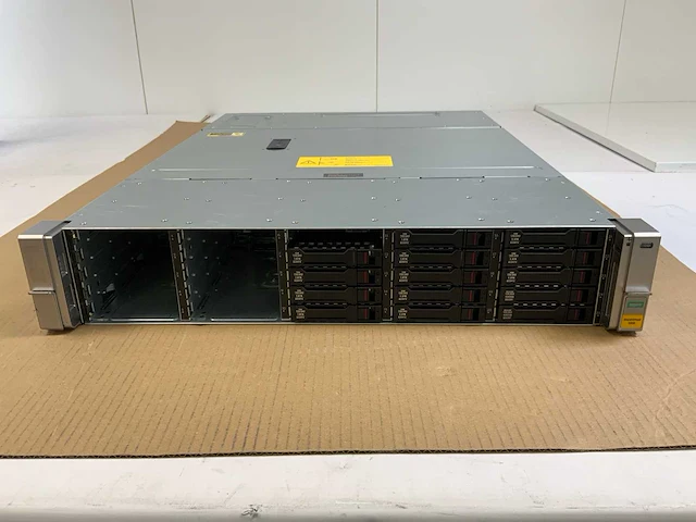 Hpe (n9x24a) enterprise 3200 sff, 2x 400 gb sas(mo0400jffcf) - 5x 1.2 tb sas(eg1200jemda) - 7x 1.8 tb sas(eg1800jemdb) storage flash array - afbeelding 8 van  14