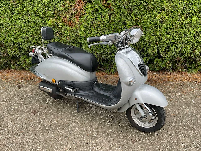 Huatian snorscooter f-047-vn - afbeelding 1 van  10