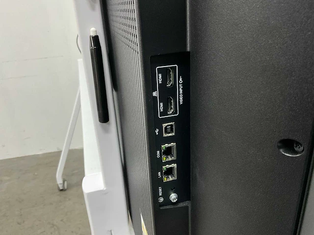Huawei ifp-ug86e verrijdbaar interactief educatie-display / digitaal schoolbord - afbeelding 7 van  9