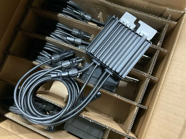 Huawei merc-1100w-p smart pv optimizer (100x) - afbeelding 2 van  6