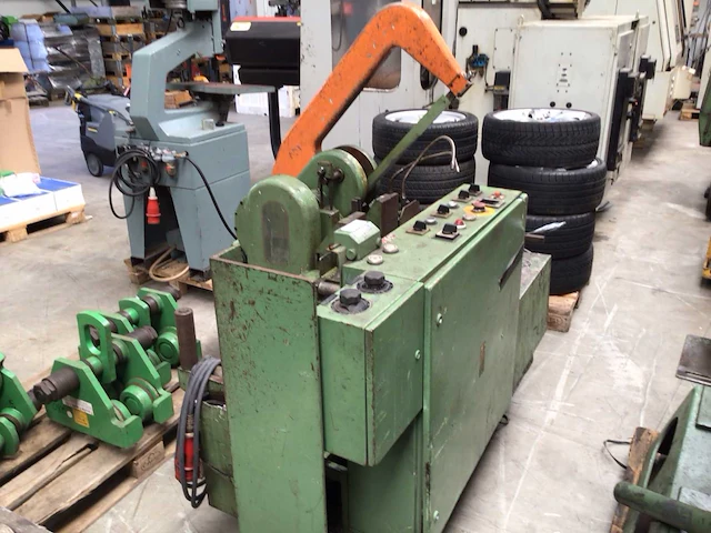 Huber & moser beugelzaagmachine - afbeelding 6 van  13