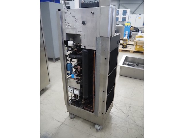 Huber - afbeelding 4 van  9