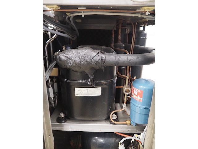 Huber - afbeelding 6 van  9