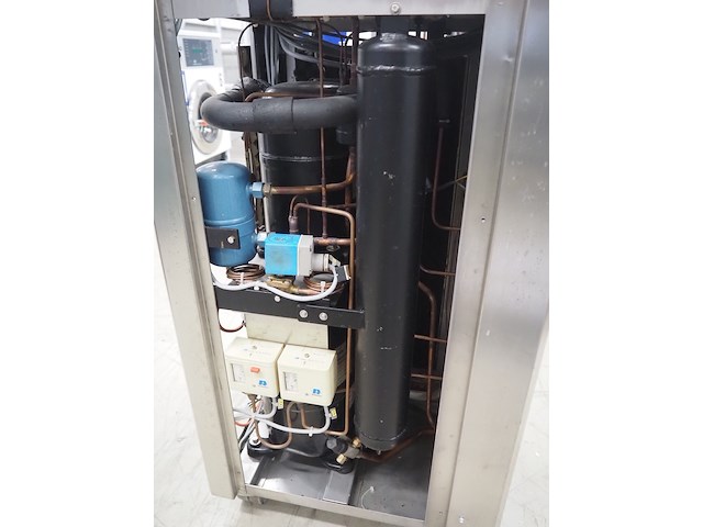 Huber - afbeelding 8 van  9