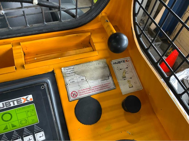 Hubtex md 30 4-weg truck met triplomast en freelift zijlader - afbeelding 7 van  19