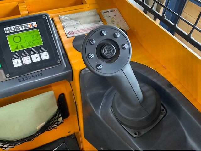 Hubtex md 30 4-weg truck met triplomast en freelift zijlader - afbeelding 6 van  19