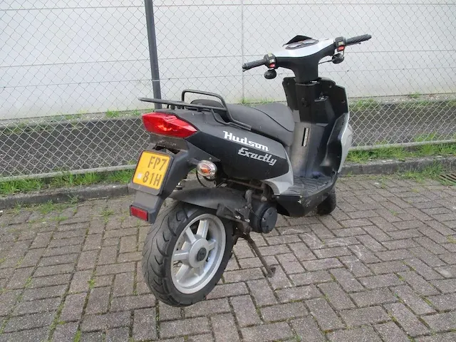 Hudson bike - bromscooter - exactly 50 2 tact - scooter - afbeelding 6 van  9