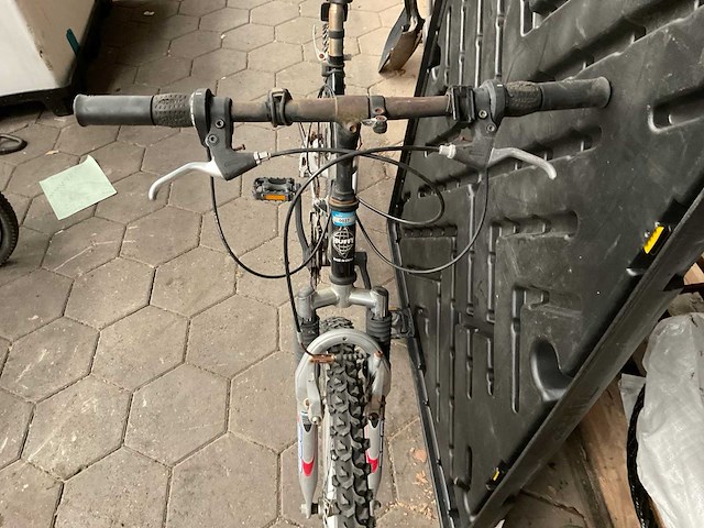 Huffy mountainbike - afbeelding 4 van  4