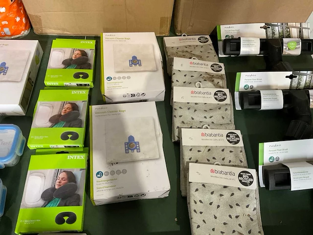 Huishoudelijke artikelen (600x) - afbeelding 13 van  22