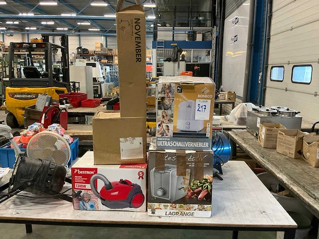 Huishoudelijke goederen (8x) - afbeelding 1 van  5