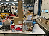 Huishoudelijke goederen (8x) - afbeelding 1 van  5