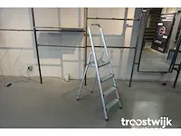 Huishoudtrap - afbeelding 1 van  4