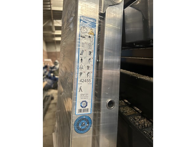 Huishoudtrap/geribbelde staande sportladder 5 treden zarges, nova s 42455 - afbeelding 4 van  4