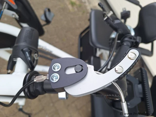Huka orthros elektrische duo fiets - bouwjaar 2021 - afbeelding 7 van  19