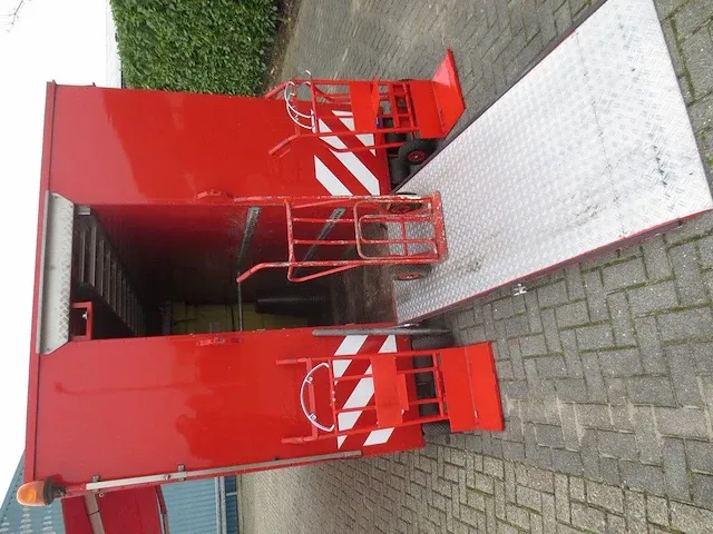 Hulpverlenings unit ex brandweer - afbeelding 6 van  30