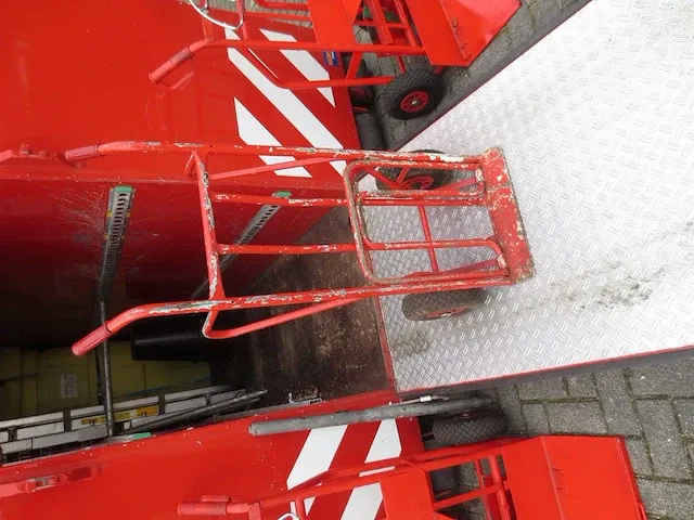 Hulpverlenings unit ex brandweer - afbeelding 8 van  30