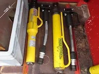 Hulpverlenings unit ex brandweer - afbeelding 11 van  30