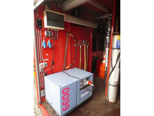 Hulpverlenings unit ex brandweer - afbeelding 27 van  30