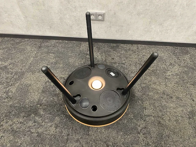 Human comfort - salontafel met speaker/ sfeerlicht/ telefoon oplader - afbeelding 11 van  13