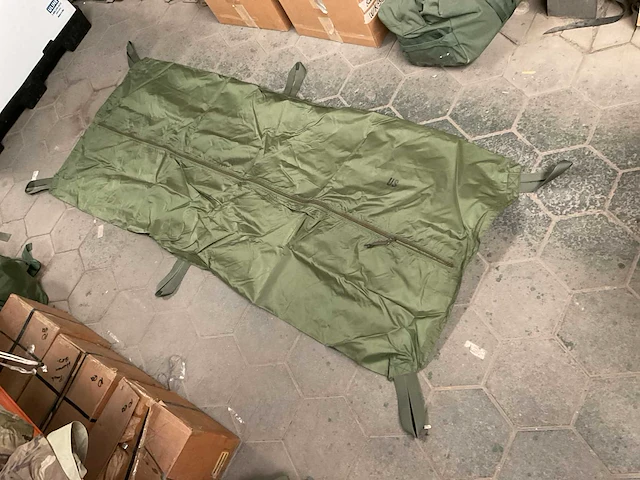 Human pouch (10x) - afbeelding 1 van  4