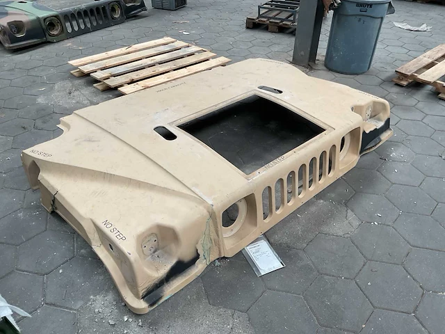 Hummer motorkap - afbeelding 2 van  5