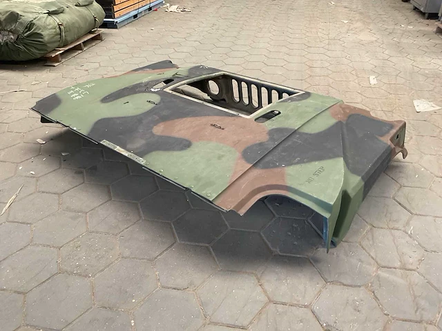 Hummer motorkap - afbeelding 5 van  6