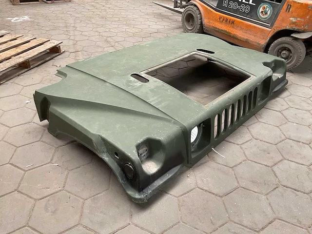 Hummer motorkap - afbeelding 2 van  6