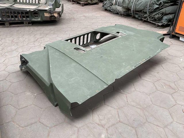 Hummer motorkap - afbeelding 5 van  6
