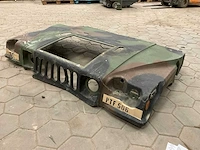 Hummer motorkap - afbeelding 1 van  5