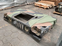 Hummer motorkap - afbeelding 1 van  6