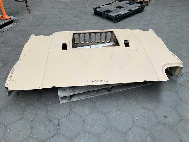 Hummer motorkap - afbeelding 5 van  6